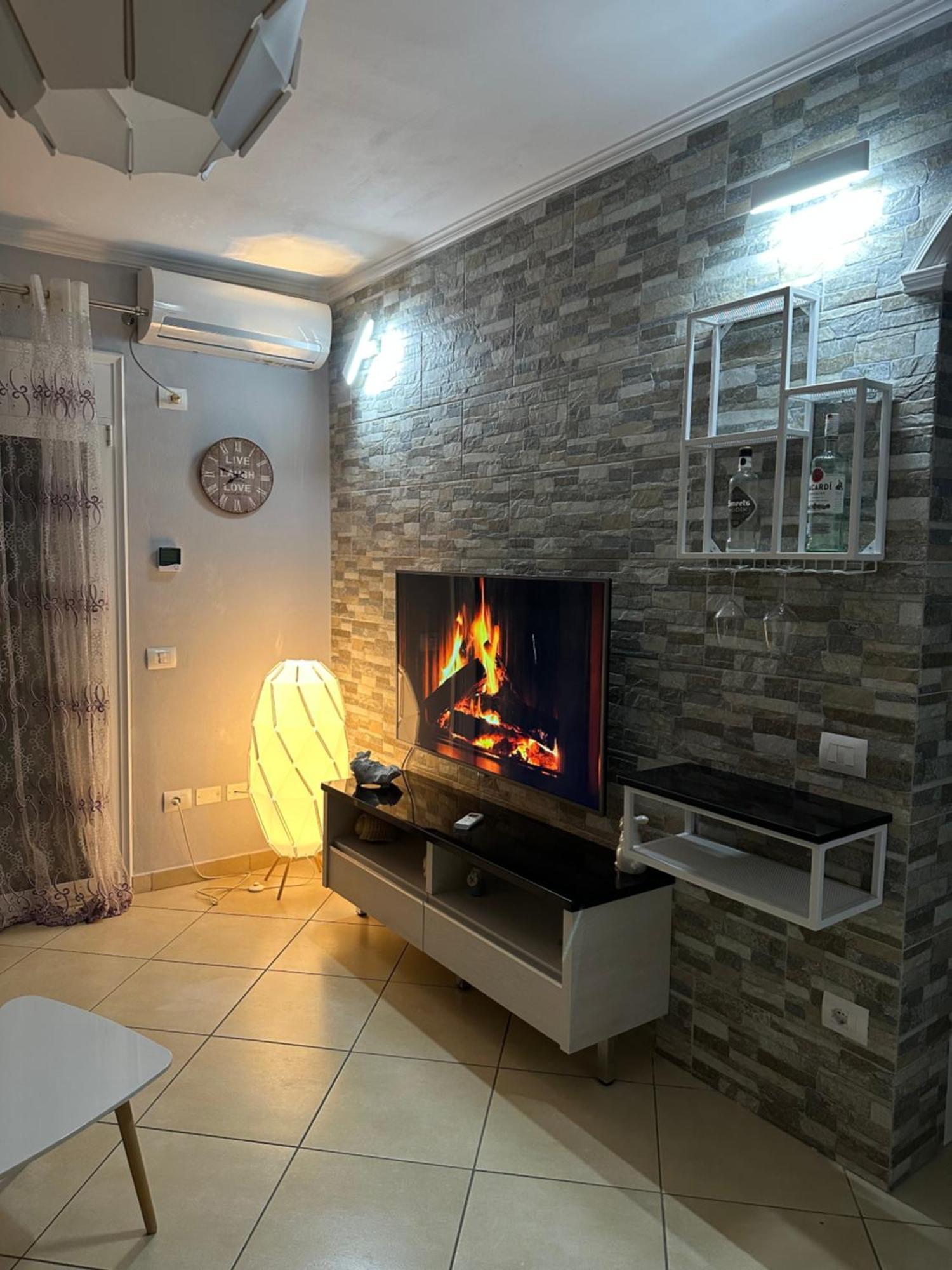Sunset Apartments Lungomare Vlorë Екстериор снимка