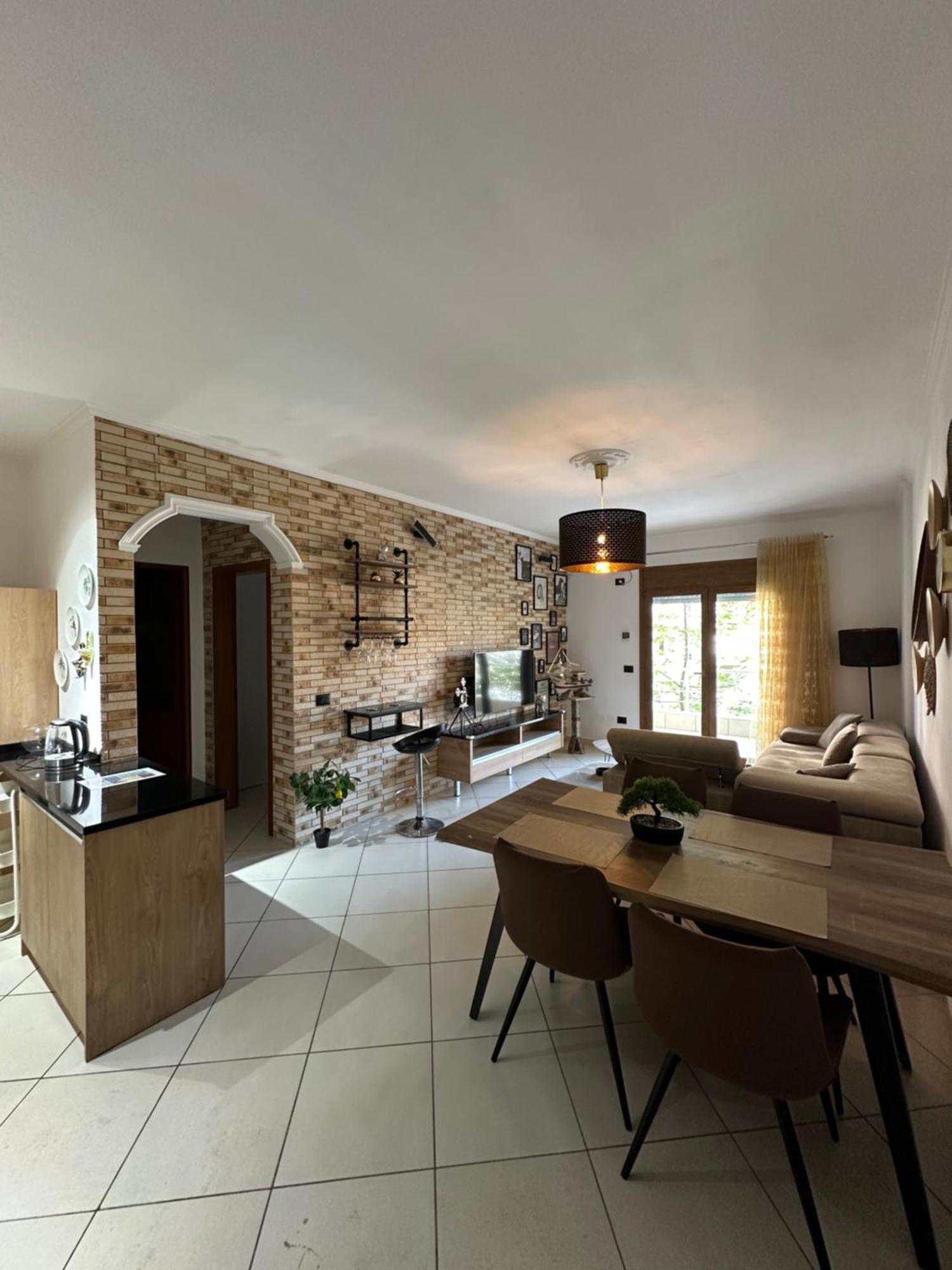 Sunset Apartments Lungomare Vlorë Екстериор снимка
